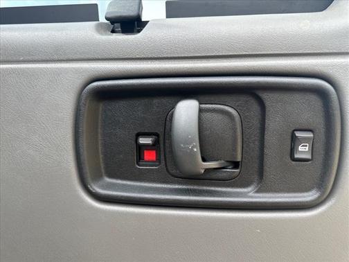 2023 GMC Savana 3500 LS
