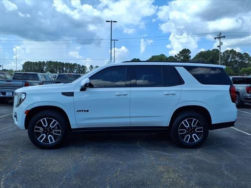 2024 GMC Yukon AT4