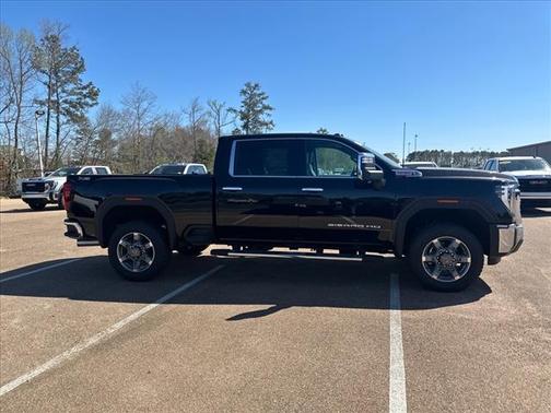 2025 GMC Sierra 2500 SLT