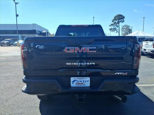 2025 GMC Sierra 2500 AT4