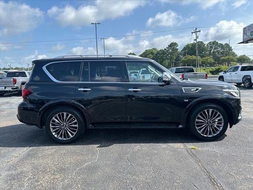 2018 INFINITI QX80 Base