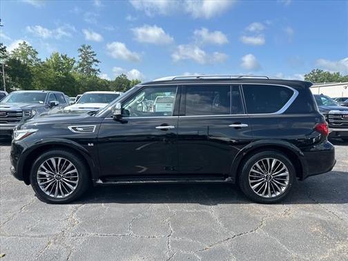 2018 INFINITI QX80 Base
