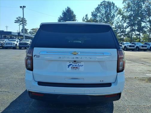 2022 Chevrolet Suburban LT