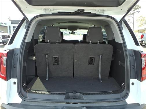 Summit White 2021 GMC Acadia SLE