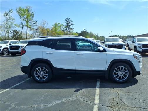 Summit White 2023 GMC Terrain SLT