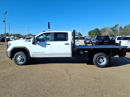 2026 GMC Sierra 3500 Pro