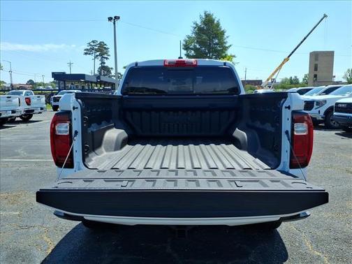 Summit White 2026 GMC Canyon Elevation