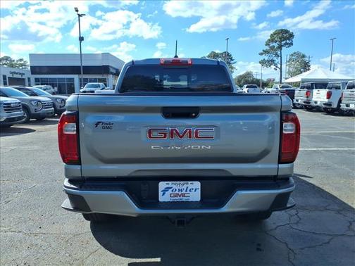 2023 GMC Canyon AT4