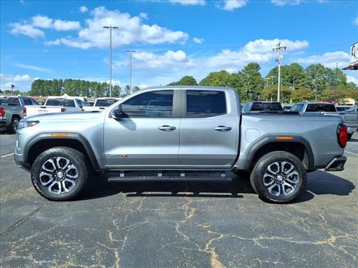 2023 GMC Canyon AT4