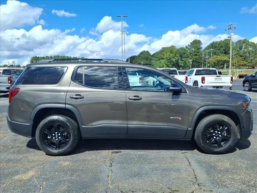 2020 GMC Acadia AT4