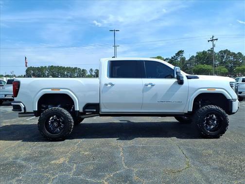 White Frost Tri-Coat 2024 GMC Sierra 2500 Denali Ultimate