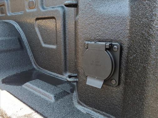 Summit White 2026 GMC Sierra 1500 SLT