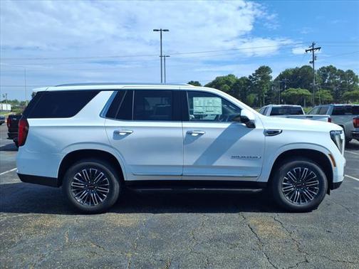 Summit White 2025 GMC Yukon Elevation