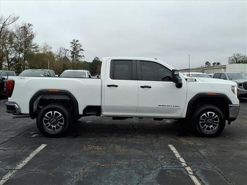 2022 GMC Sierra 2500 Pro