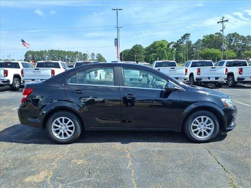 2020 Chevrolet Sonic LT