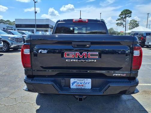 2025 GMC Canyon AT4