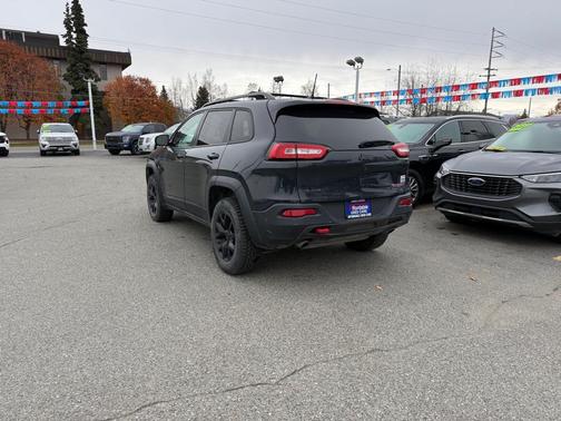 2018 Jeep Cherokee Trailhawk
