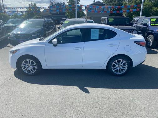 2018 Toyota Yaris iA Base