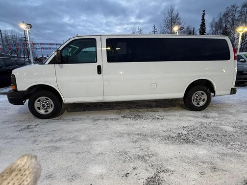 2014 GMC Savana 3500 LS w/1LS