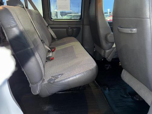 2014 GMC Savana 3500 LS w/1LS