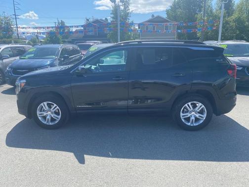 2023 GMC Terrain SLE