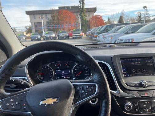 Photo 6 of 6 of 2020 Chevrolet Equinox 1LT