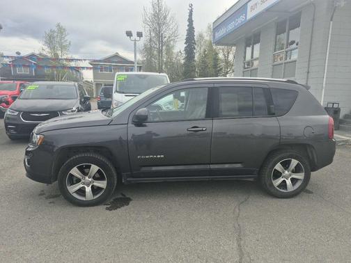 Brown 2016 Jeep Compass Latitude