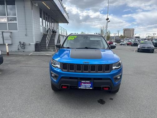 Blue 2018 Jeep Compass Trailhawk