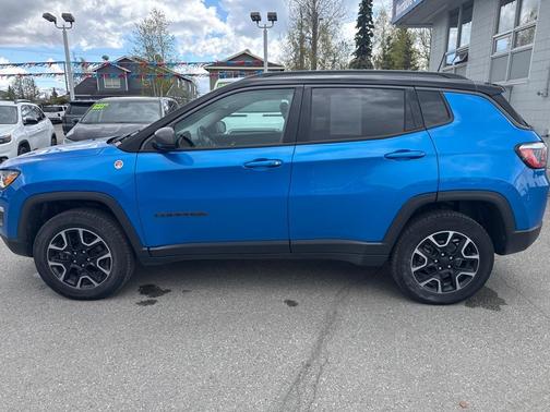 Blue 2018 Jeep Compass Trailhawk