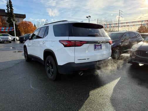 2022 Chevrolet Traverse LS
