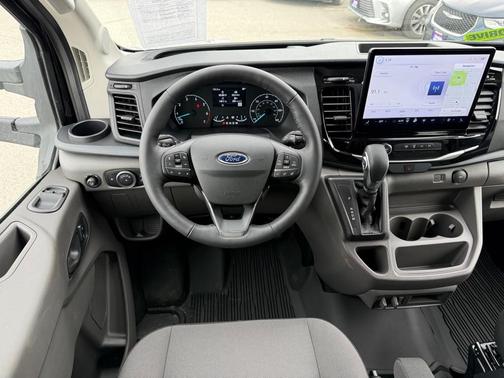 2025 Ford Transit-350 XLT