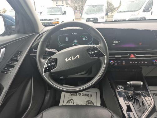 Blue 2023 Kia Niro EX