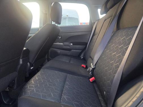 2020 Mitsubishi Outlander Sport ES