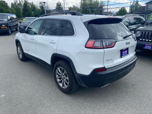 2022 Jeep Cherokee Latitude Lux