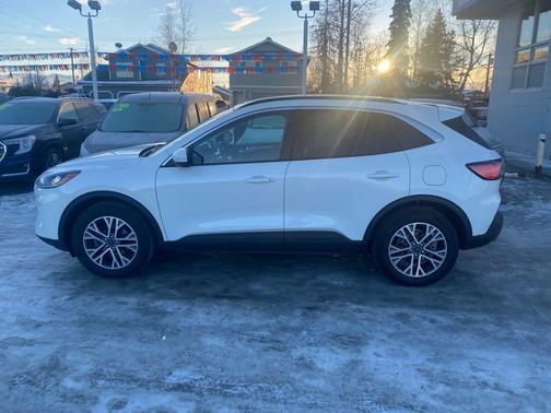 2021 Ford Escape SEL