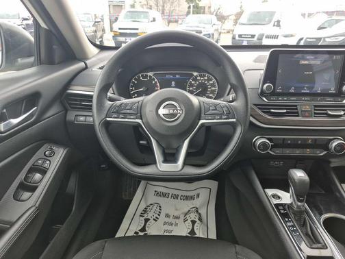 White 2024 Nissan Altima 2.5 SV