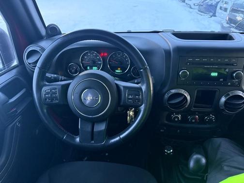 2013 Jeep Wrangler Sport