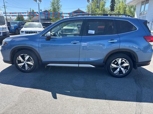 Horizon Blue Pearl 2019 Subaru Forester Touring