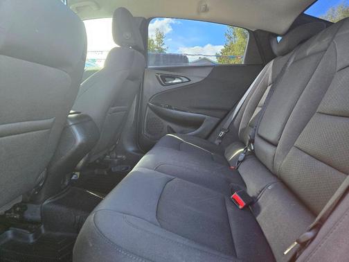 2017 Chevrolet Malibu 1LS