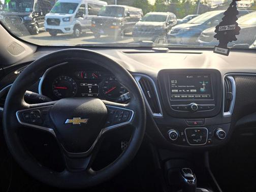 2017 Chevrolet Malibu 1LS