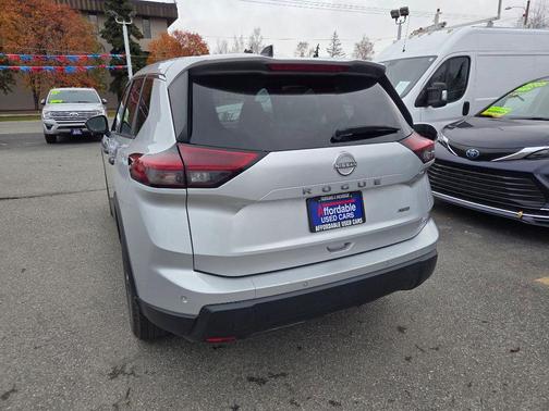 2024 Nissan Rogue S