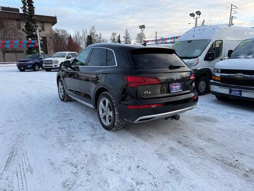 2020 Audi Q5 40 Premium Plus