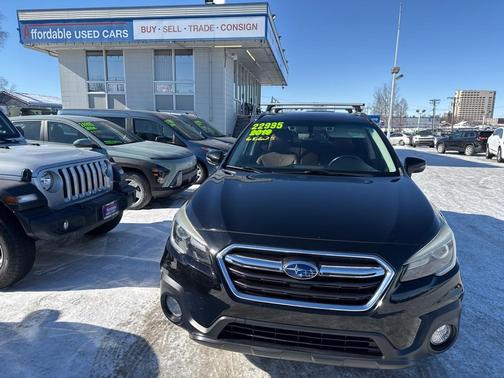 Crystal Black Silica 2019 Subaru Outback 2.5i Touring