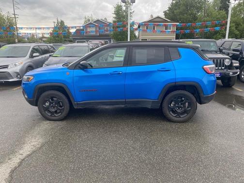 2023 Jeep Compass Trailhawk