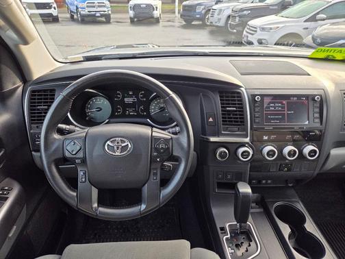2022 Toyota Sequoia SR5