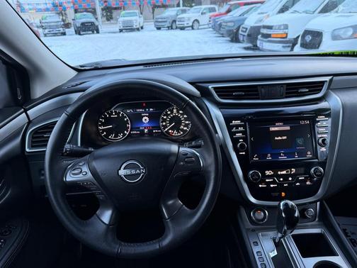 2023 Nissan Murano SV