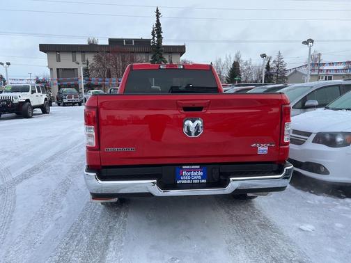 Photo 3 of 6 of 2022 RAM 1500 Big Horn
