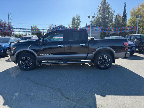 2020 Nissan Titan Platinum Reserve