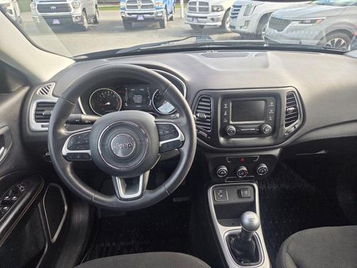 2018 Jeep Compass Sport