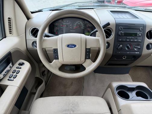 2004 Ford F-150 XLT SuperCab